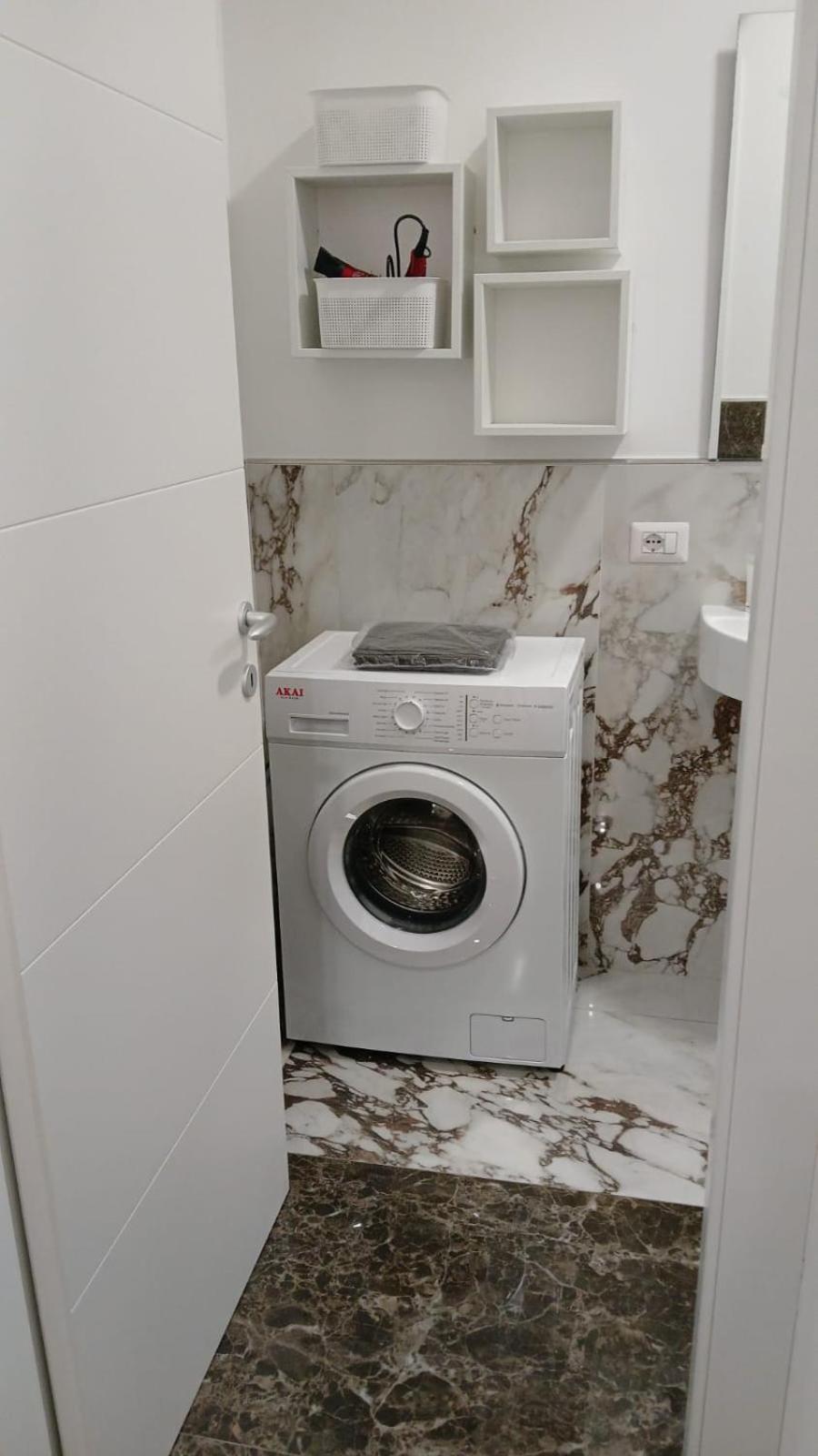 Antonella Apartment Рим Екстериор снимка