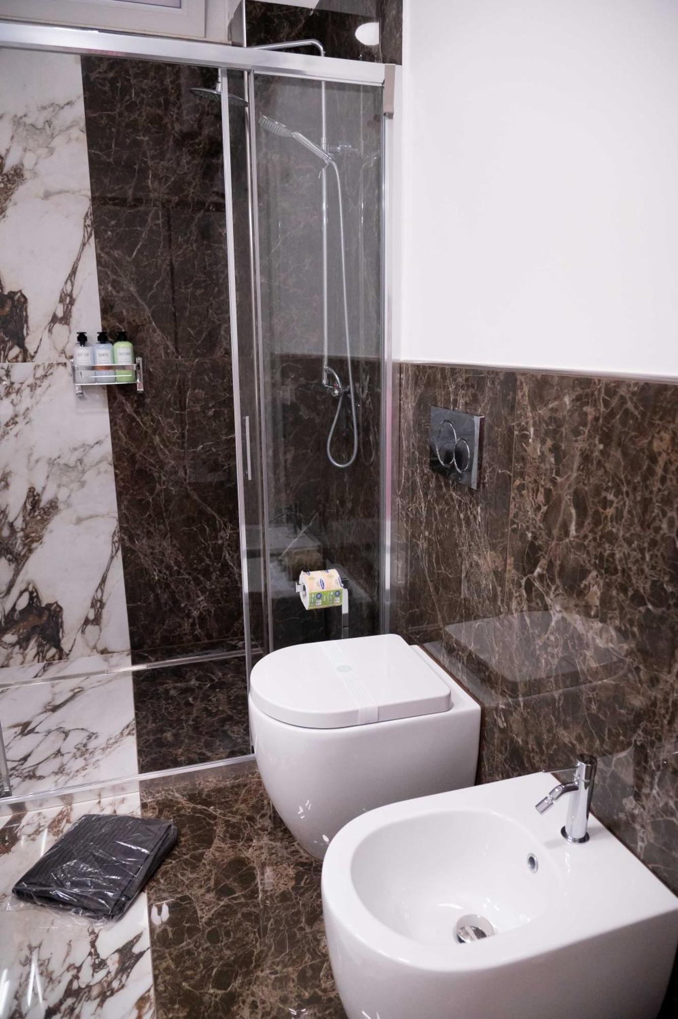 Antonella Apartment Рим Екстериор снимка
