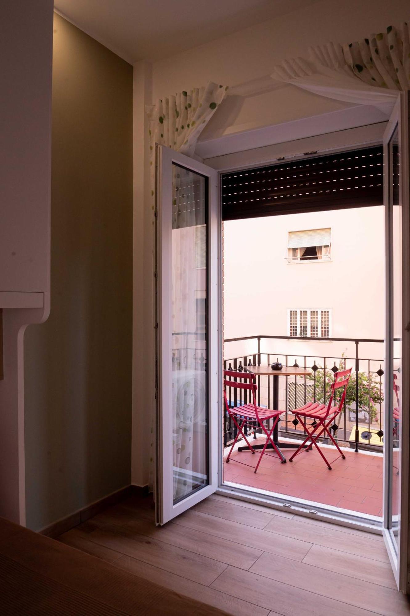 Antonella Apartment Рим Екстериор снимка
