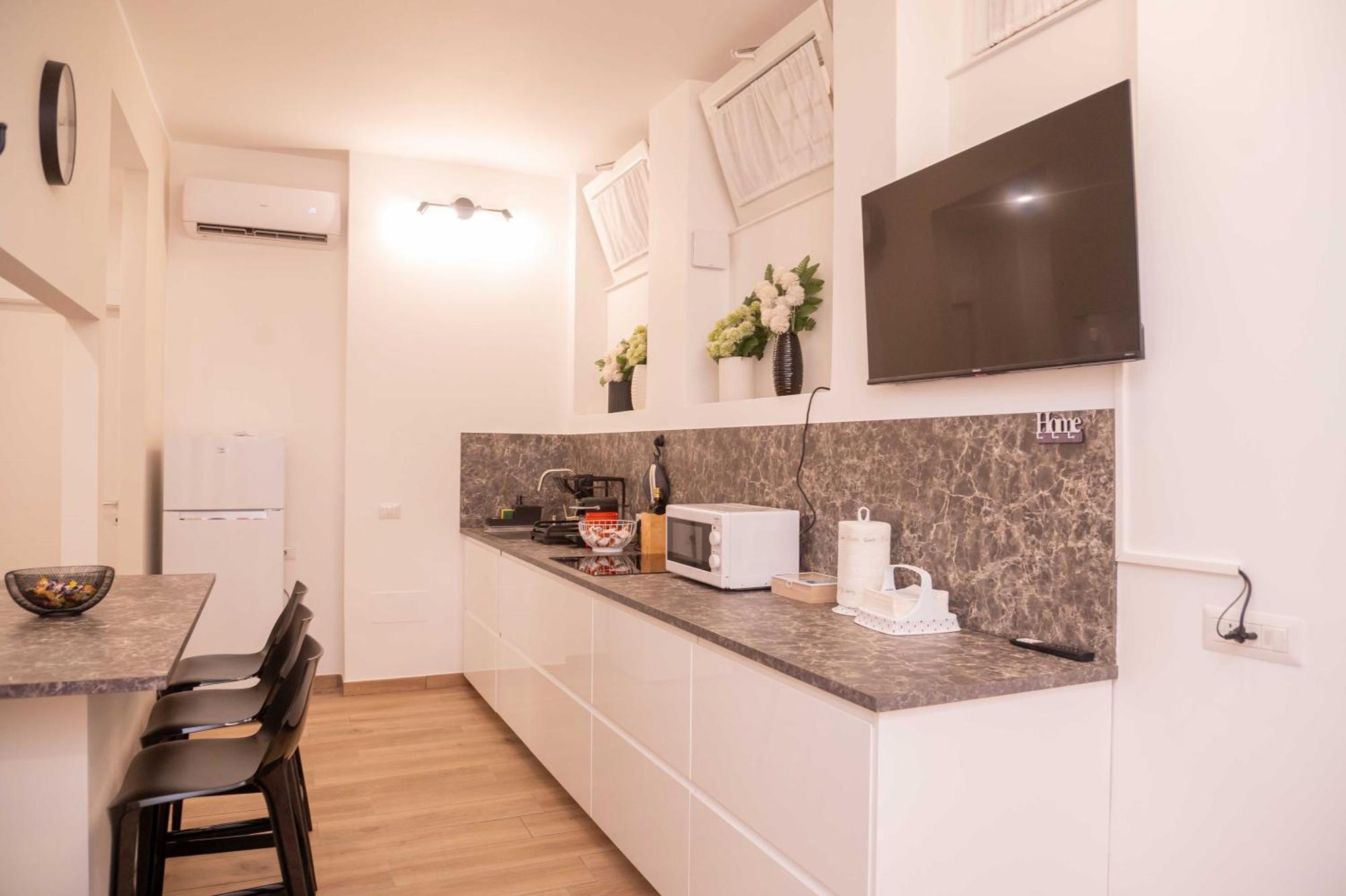 Antonella Apartment Рим Екстериор снимка