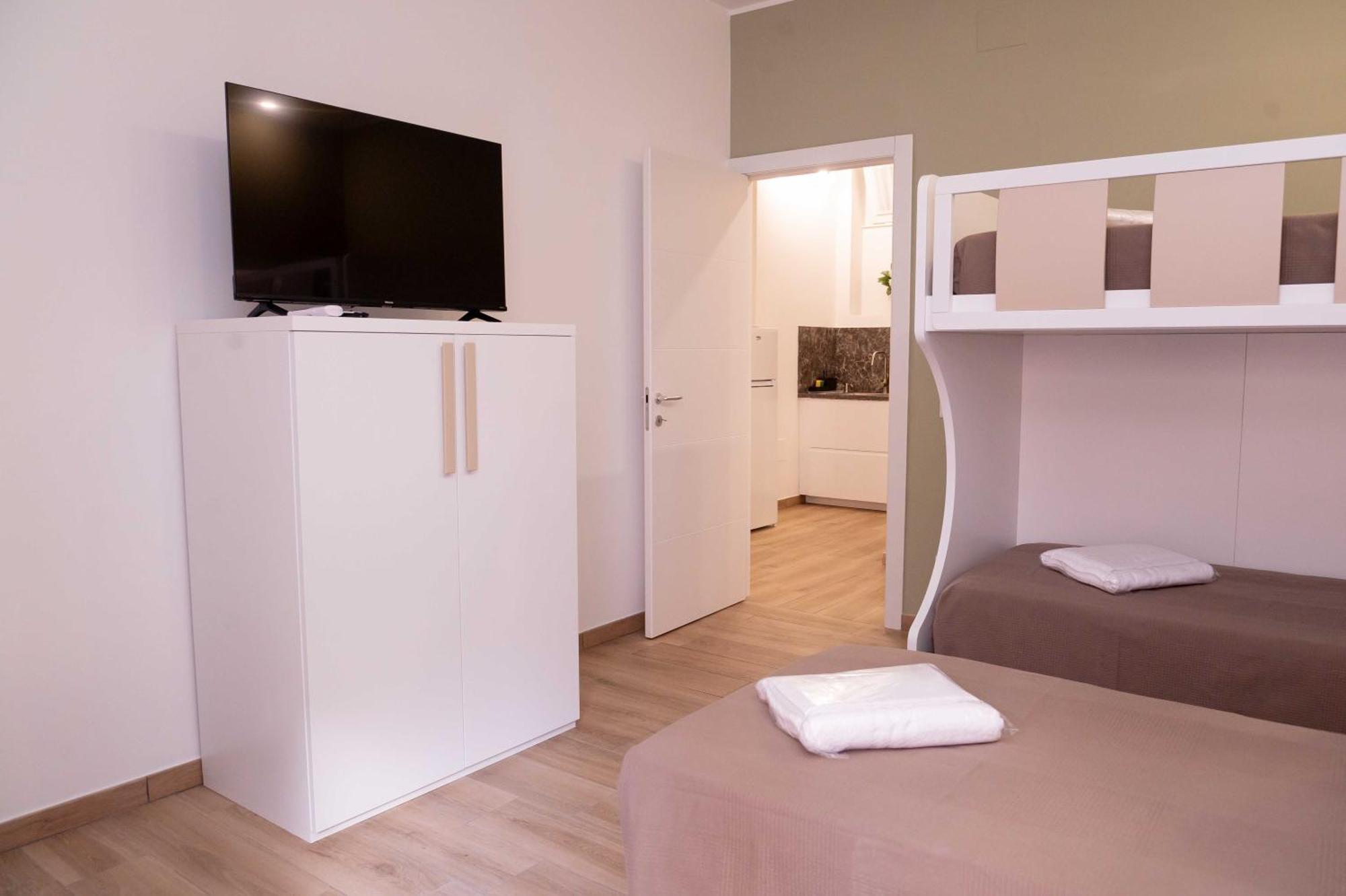 Antonella Apartment Рим Екстериор снимка