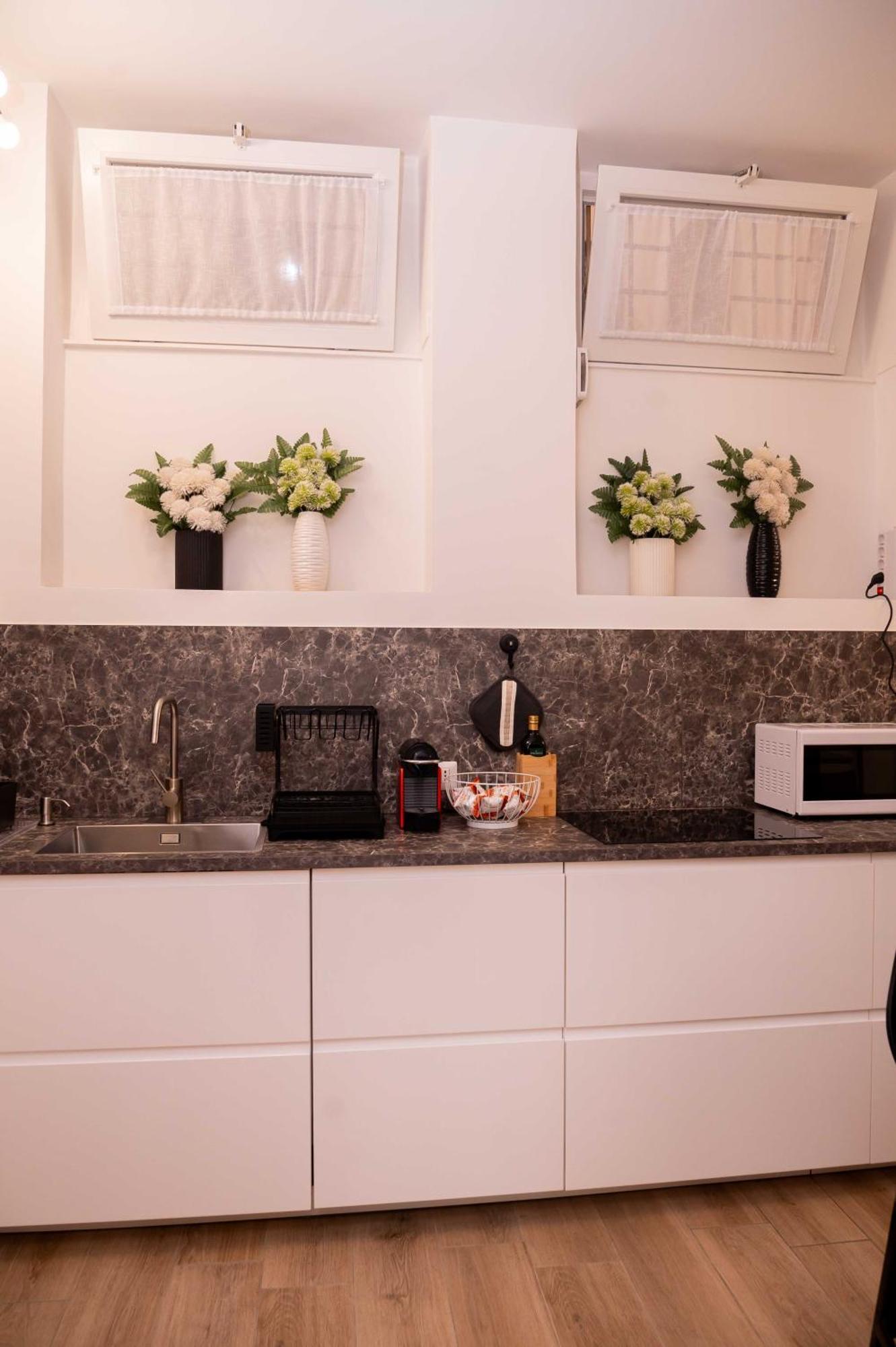 Antonella Apartment Рим Екстериор снимка