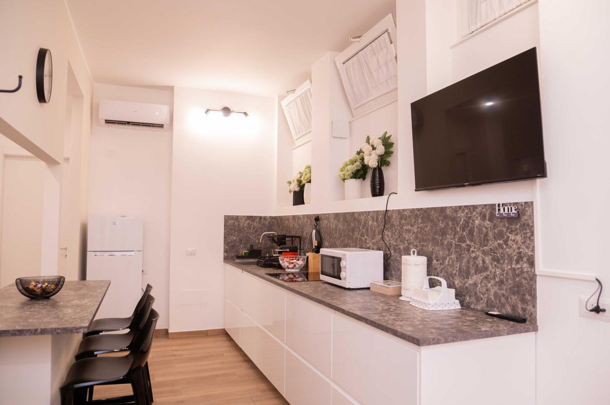 Antonella Apartment Рим Екстериор снимка